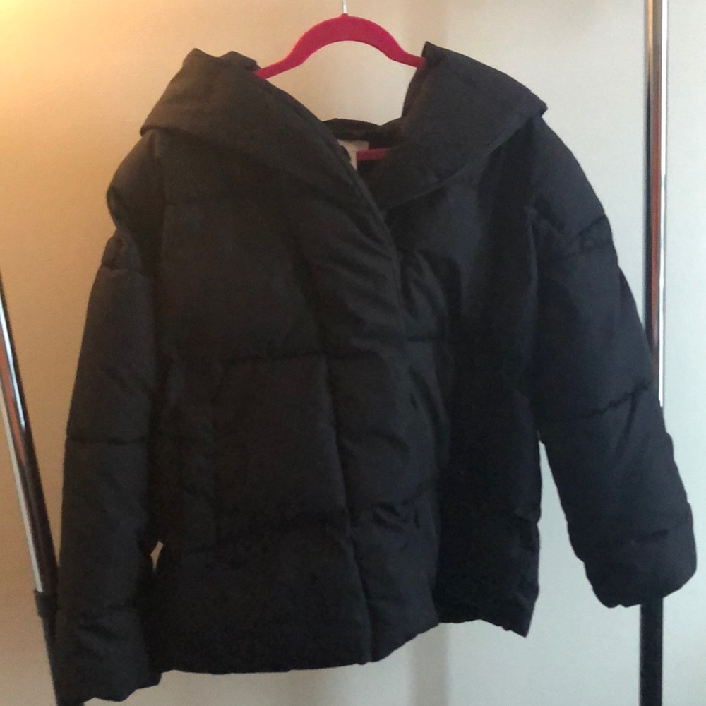 Black puffer jacket